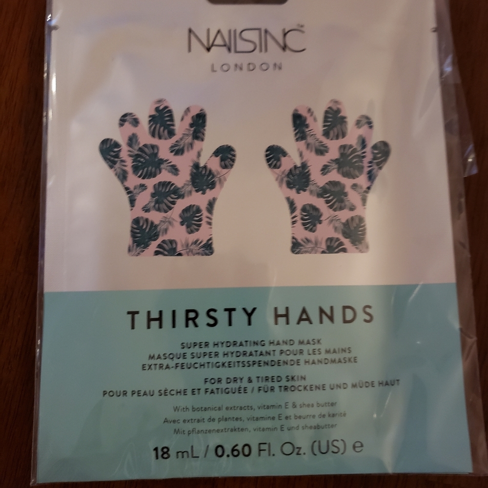 Hand mask